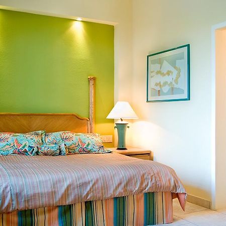 Karibe Hotel ポルトープランス エクステリア 写真