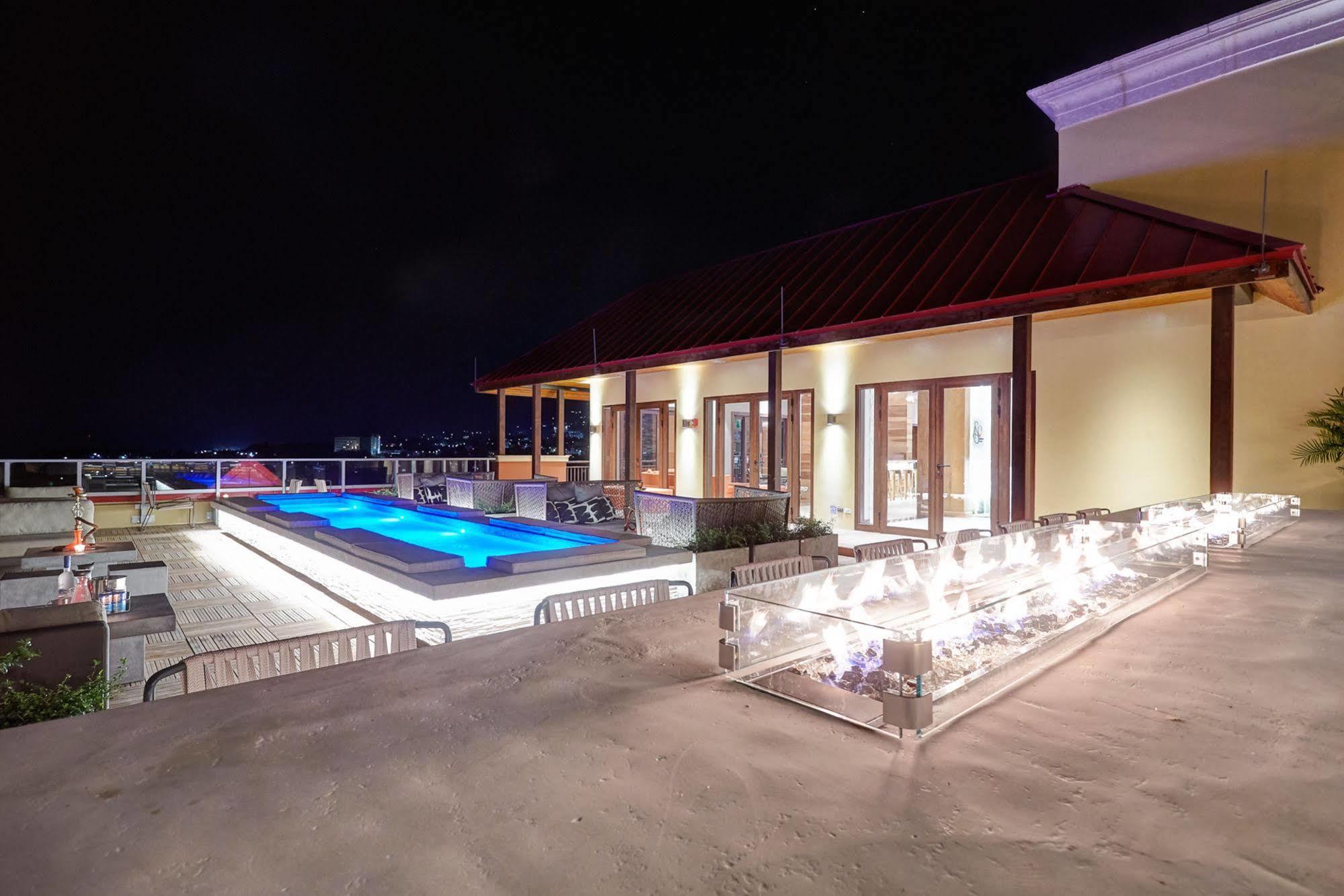 Karibe Hotel ポルトープランス エクステリア 写真